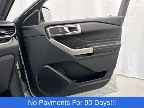 Certified 2023 Ford Explorer XLT w/ Equipment Group 202A image 22