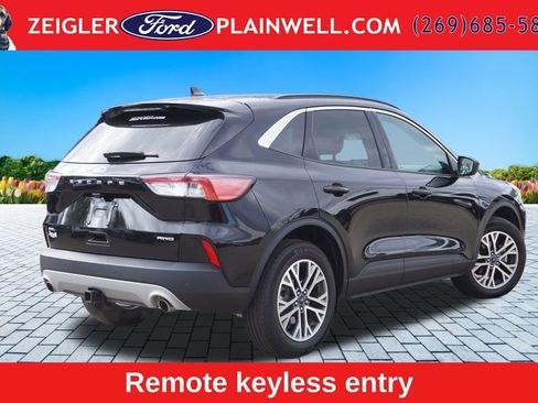 Used 2022 Ford Escape SEL w/ Equipment Group 302A AWD/4WD image 5