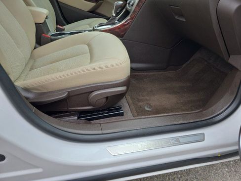 Used 2016 Buick Verano Convenience image 42