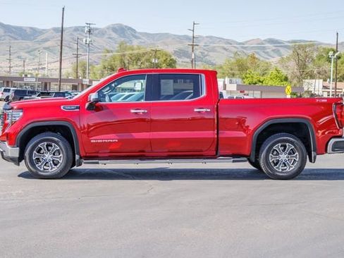 Used 2025 GMC Sierra 1500 SLT w/ SLT Convenience Package AWD/4WD image 3