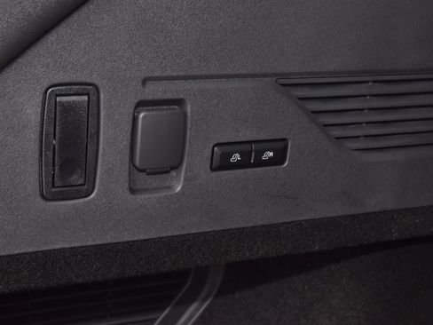 New 2026 Lincoln Nautilus Reserve AWD/4WD image 45