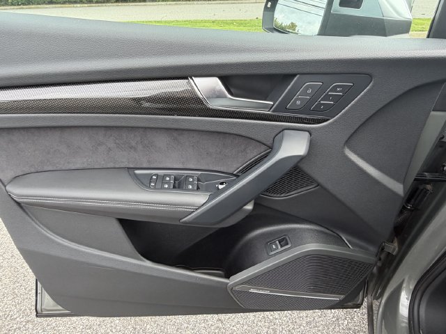 Used 2023 Audi SQ5 Prestige AWD/4WD image 26