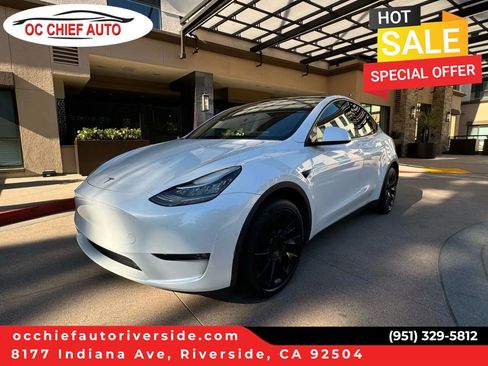 Used 2023 Tesla Model Y Long Range image 1