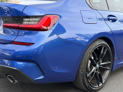 Used 2019 BMW 330i Sedan w/ M Sport Package image 25