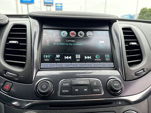 Used 2019 Chevrolet Impala Premier w/ Premier Confidence Package FWD image 16