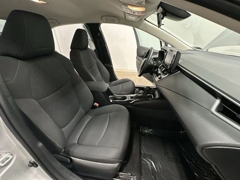 Used 2022 Toyota Corolla LE image 20