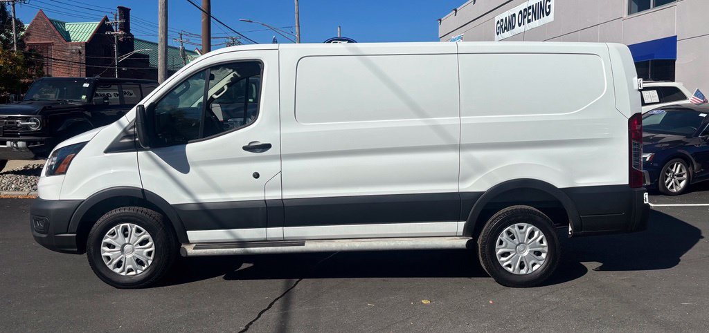 Used 2025 Ford Transit 250 Low Roof w/ Exterior Upgrade Package RWD image 2