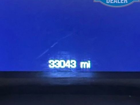 Used 2022 Chevrolet Camaro LT w/ RS Package image 5