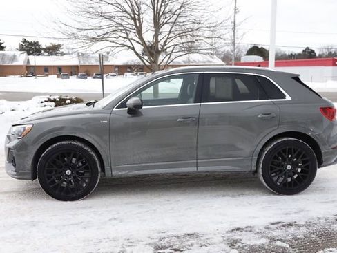 Used 2020 Audi Q3 2.0T Premium w/ Convenience Package image 6