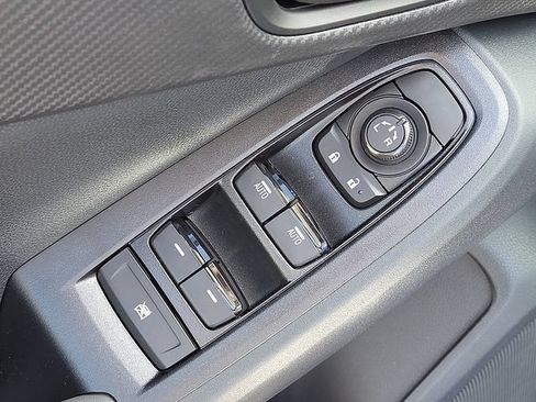 New 2026 Subaru Crosstrek 2.5i Premium AWD/4WD image 8