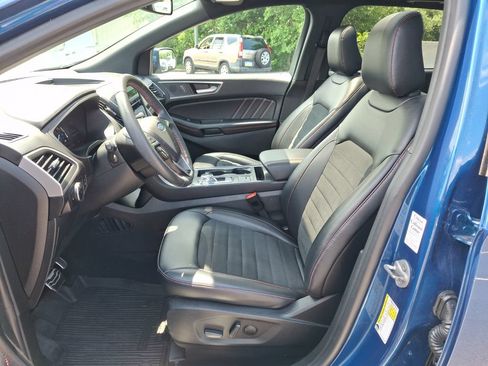 Used 2023 Ford Edge ST-Line w/ Cargo Accessory Package AWD/4WD image 17