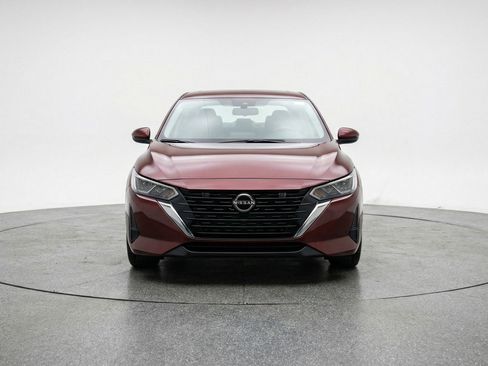Used 2025 Nissan Sentra SV FWD image 2