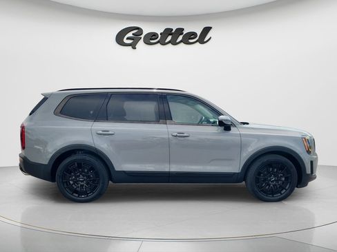 Used 2022 Kia Telluride SX w/ Nightfall Edition Package AWD/4WD image 3