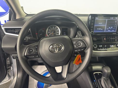 Used 2022 Toyota Corolla LE FWD image 21
