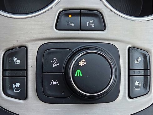 Used 2020 GMC Terrain Denali w/ Denali Premium Package FWD image 21