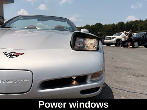 Used 1999 Chevrolet Corvette Convertible w/ Memory Pkg image 16