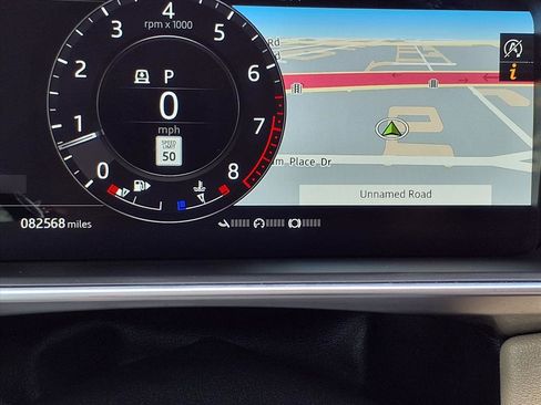 Used 2019 Land Rover Range Rover Sport HSE image 13