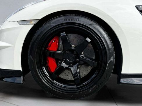 Used 2024 Nissan GT-R w/ Floor Mat Package AWD/4WD image 56