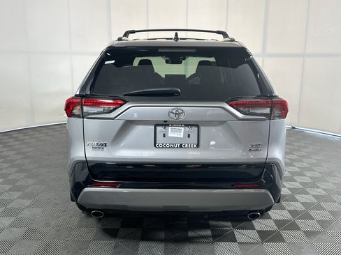 Used 2025 Toyota RAV4 XSE w/ Weather Package AWD/4WD image 4