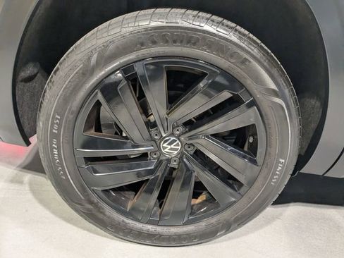 Used 2021 Volkswagen Atlas SEL image 18