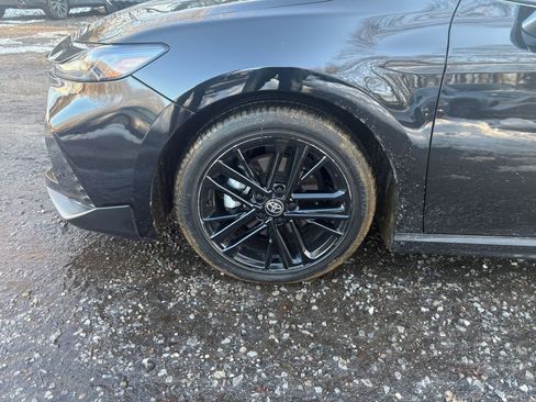 Used 2025 Toyota Camry SE image 27