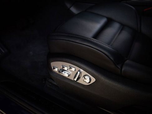 New 2026 Porsche Macan GTS image 13