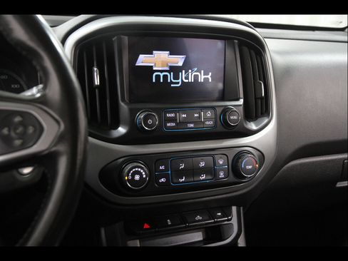 Used 2016 Chevrolet Colorado LT w/ Midnight Edition image 10