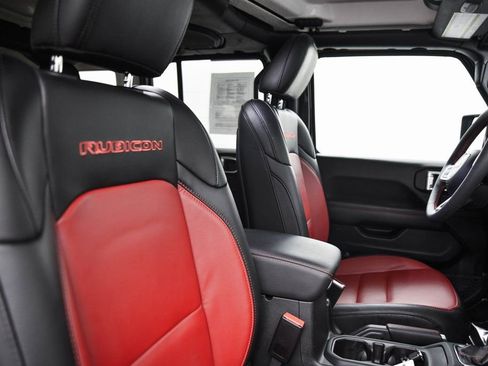 Used 2023 Jeep Wrangler Unlimited Rubicon 4xe image 15