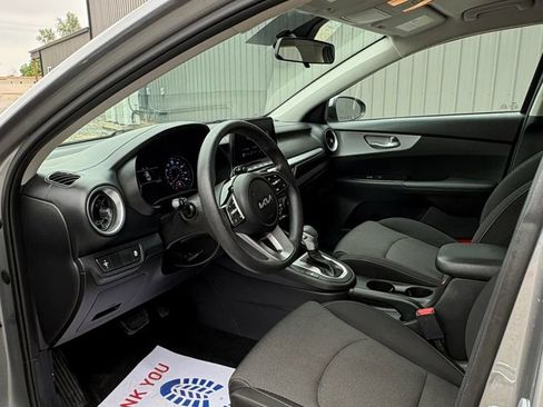 Used 2023 Kia Forte LXS FWD image 9