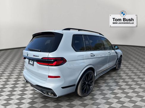 New 2026 BMW X7 M60i image 3