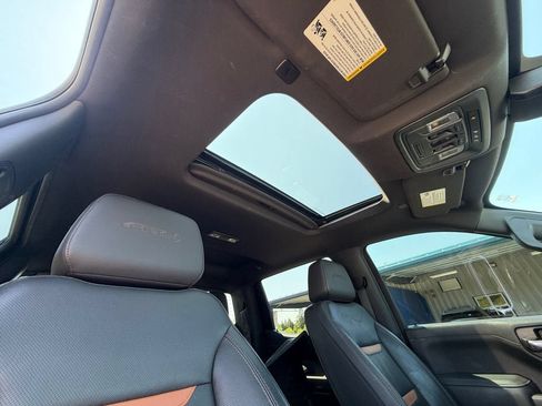 Used 2020 GMC Sierra 1500 AT4 w/ AT4 Premium Package AWD/4WD image 27