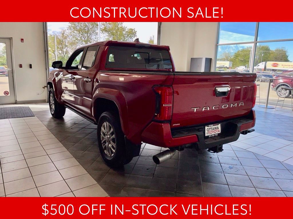 Used 2025 Toyota Tacoma Limited AWD/4WD image 8