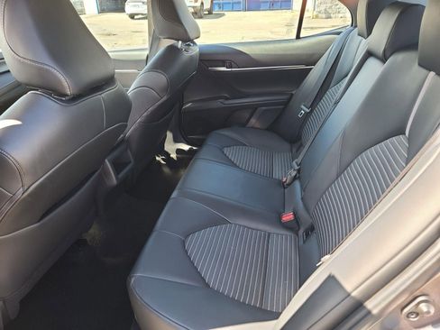 Used 2023 Toyota Camry SE FWD image 15