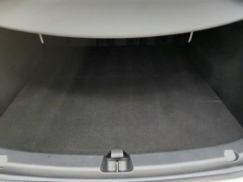 Used 2024 Tesla Model Y Performance AWD/4WD image 28