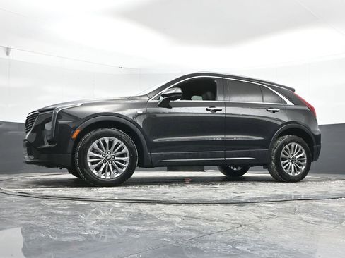 Used 2024 Cadillac XT4 Premium Luxury image 51