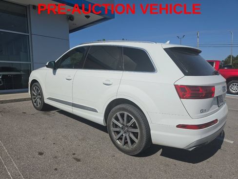 Used 2017 Audi Q7 2.0T Premium Plus w/ Premium Plus Package AWD/4WD image 4