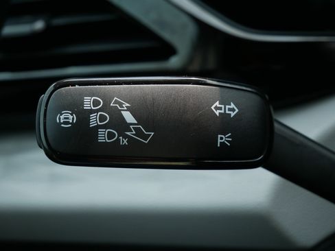 Used 2024 Volkswagen Taos S AWD/4WD image 29