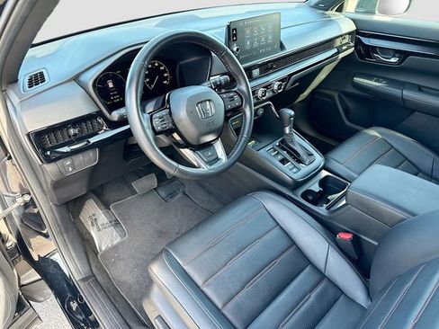 Used 2025 Honda CR-V Sport Touring image 9