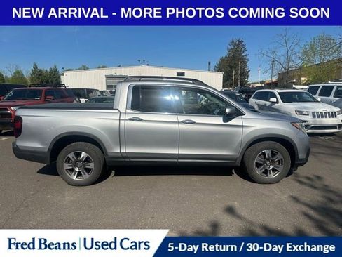 Used 2017 Honda Ridgeline RTL-E image 3