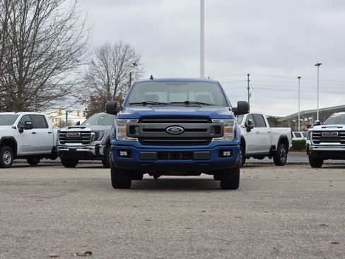 Used 2018 Ford F150 XLT w/ Equipment Group 302A Luxury image 2