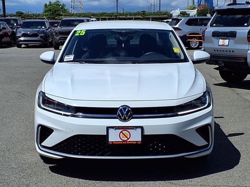 Used 2025 Volkswagen Jetta S FWD image 2