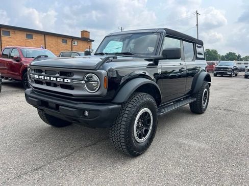 Certified 2023 Ford Bronco Big Bend w/ Sasquatch Package AWD/4WD image 25