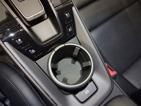 Used 2020 Porsche 911 Carrera image 23