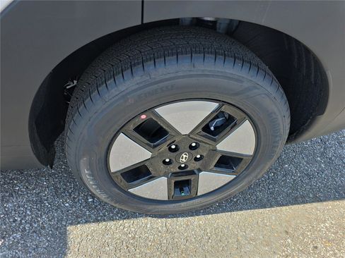 New 2026 Hyundai Santa Fe SEL image 9