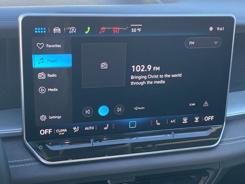 New 2026 Volkswagen Tiguan SE FWD image 22