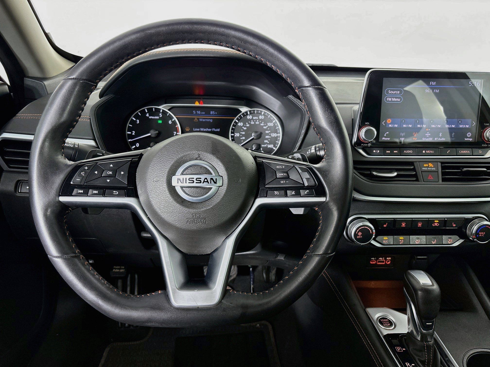 Used 2021 Nissan Altima 2.5 SR w/ SR Premium Package FWD image 10