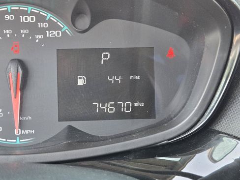Used 2021 Chevrolet Spark LT FWD image 14