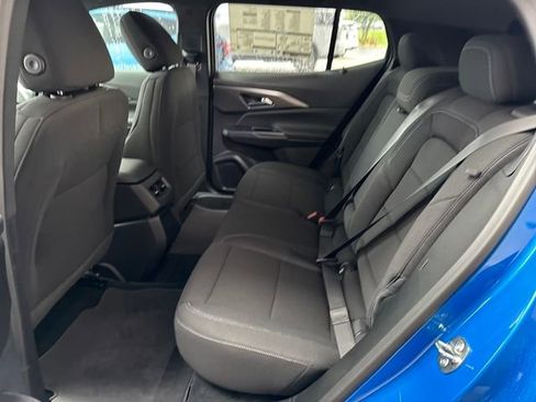 New 2026 Chevrolet Equinox EV LT image 24