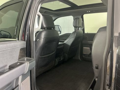 Used 2021 Ford F150 Lariat w/ Max Trailer Tow Package AWD/4WD image 18