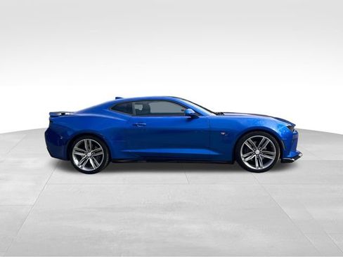 Used 2017 Chevrolet Camaro SS image 6